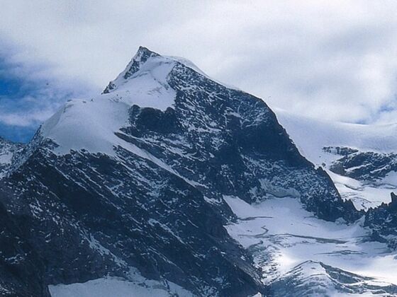 Mächtig ragt die Dreiherrenspitze im Tauferer Ahrntal in die Höhe.