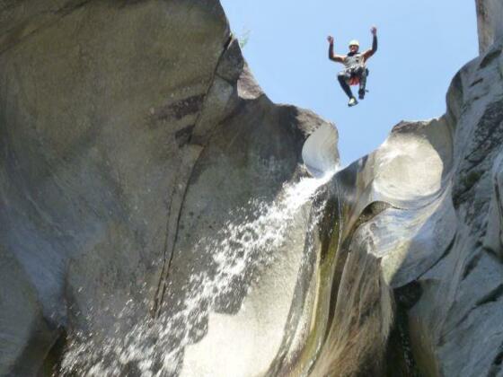 aquaMonte Outdoorsport_canyoning