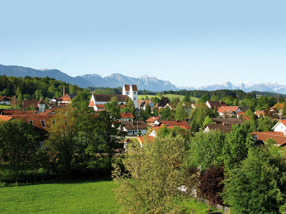 Weitblick auf das Welfenmünster Steingaden