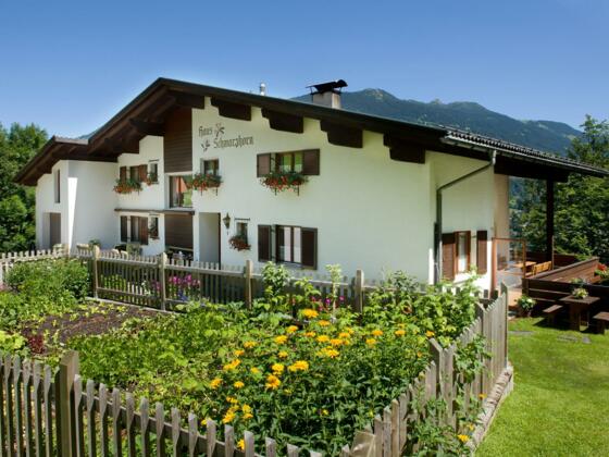 Pension Schwarzhorn - Bauerngarten
