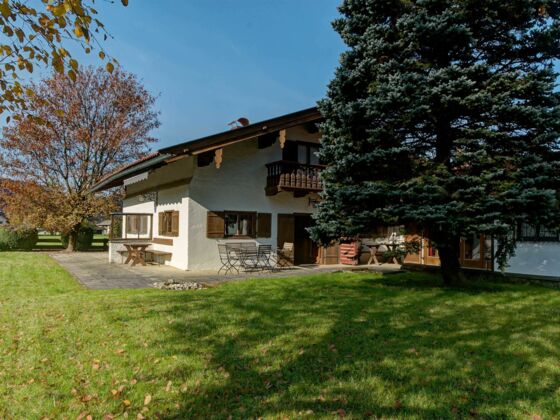 Landhaus Herz ruhig und sonnig gelegen in Rottach-Egern mit Blick auf die Berge und den Wallberg