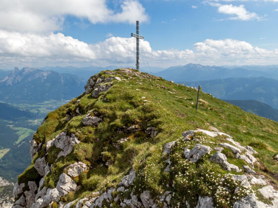 Der Gipfel des Großen Pyhrgas (2244 m).