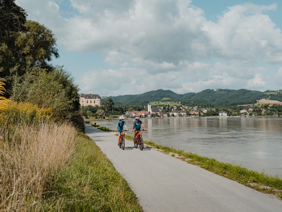Donauradweg Grein