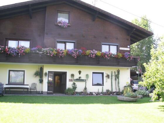 Ferienwohnung Mitteregger Hausansicht