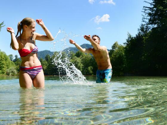 Badeplatz Geyerinsel - Badespass im Almfluss