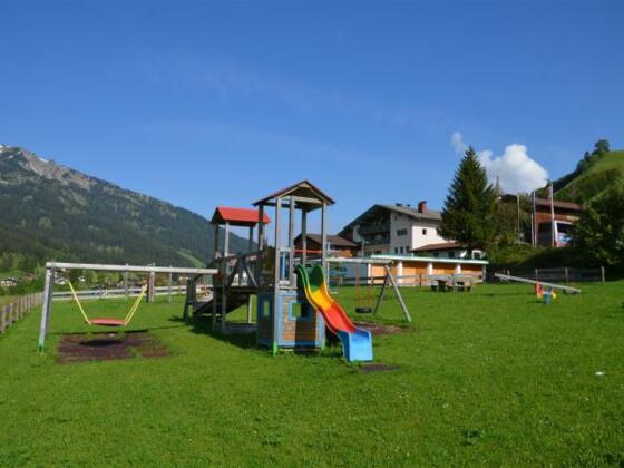 Spielplatz in Zöblen