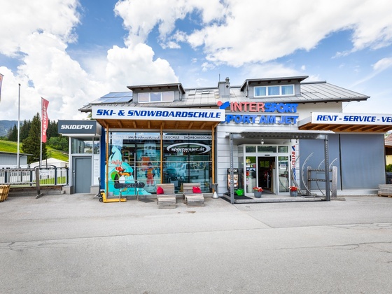 INTERSPORT Sport am Jet - Gegenüber der Gondelbahn Achterjet