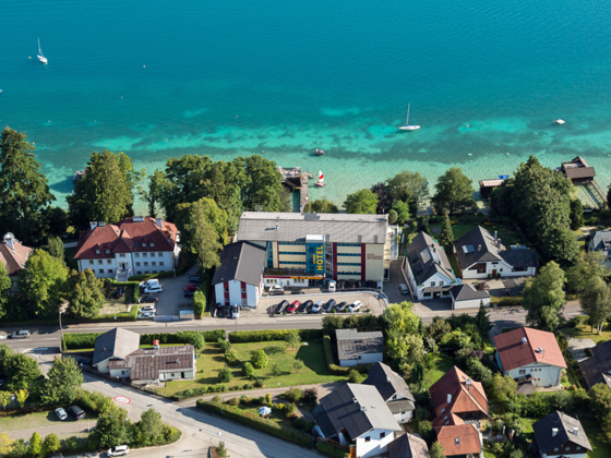 2017-luftaufnahme-hotel-attersee-hotel-attersee