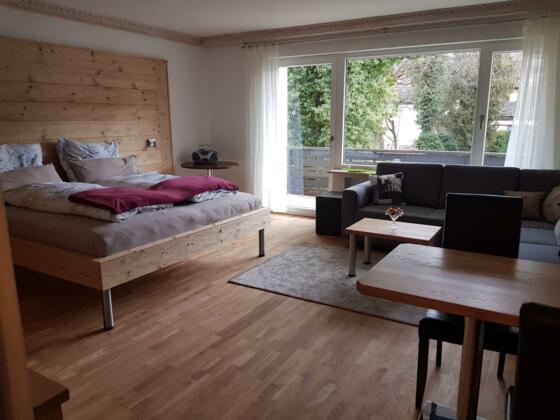 00C0-8B4B26FB-PM-5E3718F7