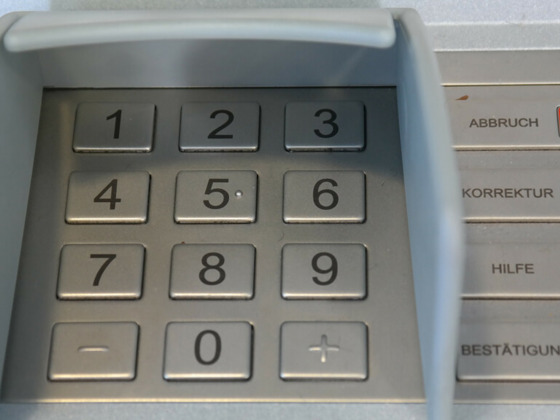 Geldautomat Symbolfoto