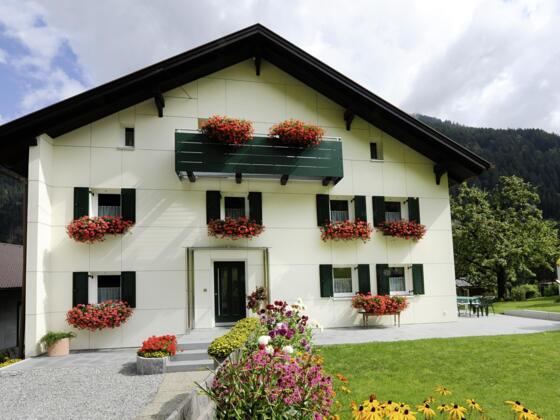 Mama´s Hus met schöna Bluama