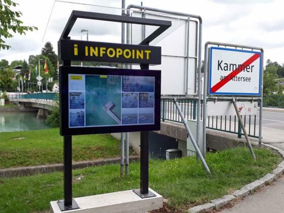 Digitaler Informationsterminal in Schörfling am Attersee