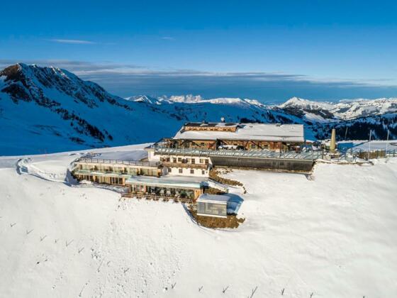 Panorama Alm Winter mit Rettenstein