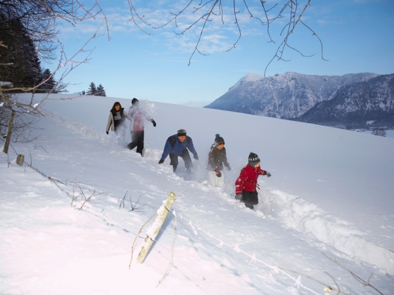 inzell winter familie spaß im schnee