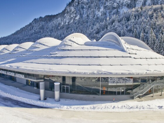 Max Aicher Arena im Winter