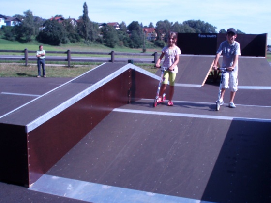 Skaterplatz Kinder.jpg