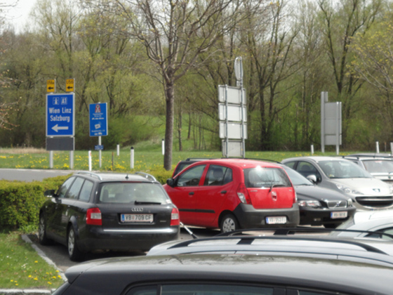 Parkplatz Autobahnabfahrt Seewalchen