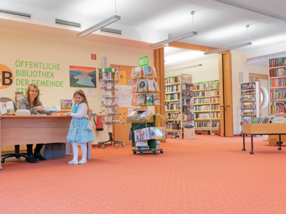Bibliothek Strobl