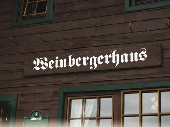 Naturerlebnis Kaisergebirge Weinbergerhaus Hütte Einkehr Wandern Brentenjoch