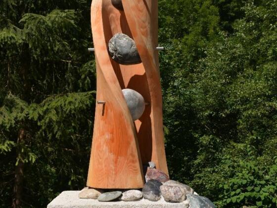 Scheffau_Rehbachklamm_Statue_Wilder Kaiser