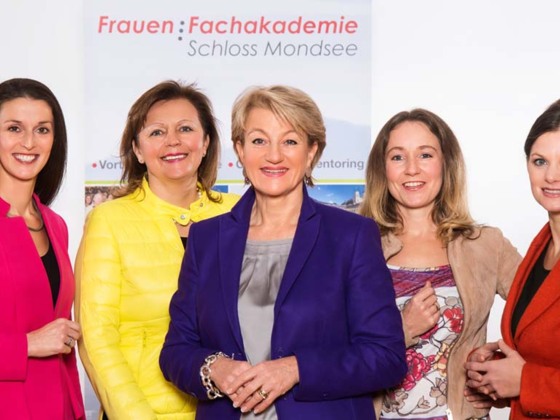 Team: Frauen:Fachakademie