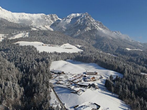 Scheffau_Ortsansicht_Leiten_Wilder Kaiser