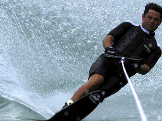 Camaro Wasserskischule