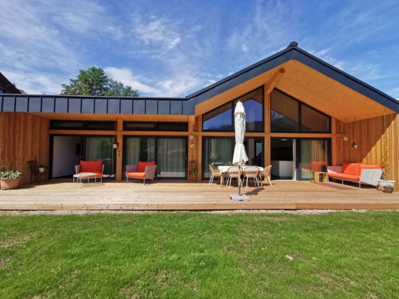 Außenansicht und Terrasse