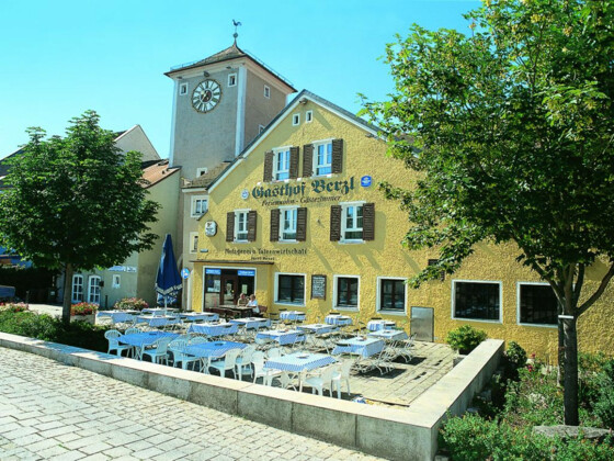 Rückansicht Biergarten