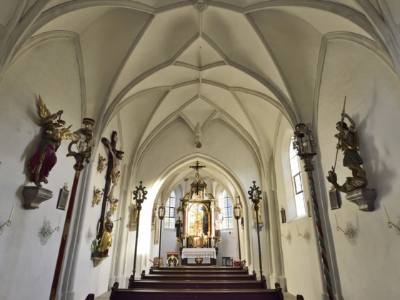 Sankt Nikolaus Kirche/Flößerkirche Mittenwald am Friedhof