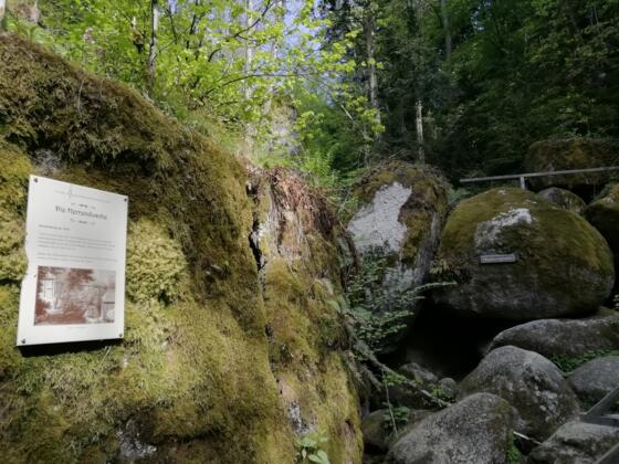 Herrendusche und Neptungrotte in der oberen Wolfsschlucht