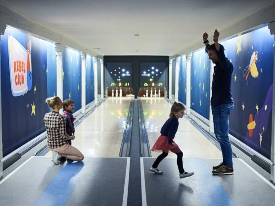 Kegelclub im Hotel Tante Frida