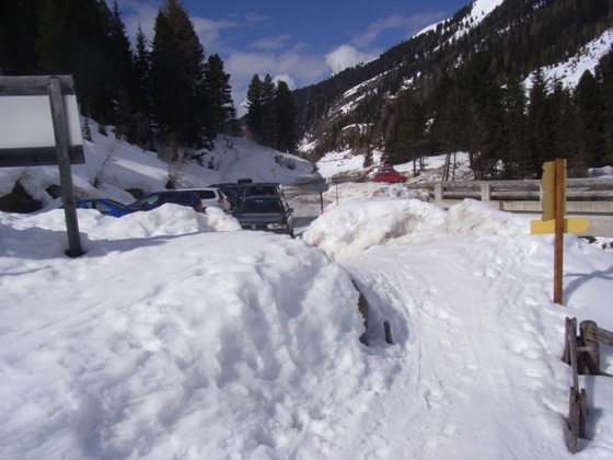 Skitourenparkplatz Issboden (Kühtai), Ausgangspunkt für Skitouren im Wörgetal.