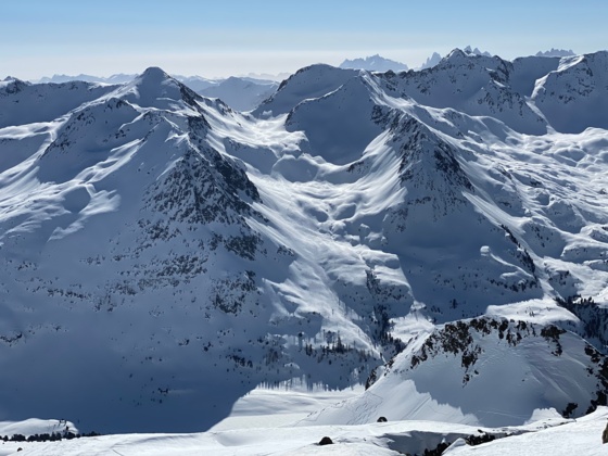 Weißenbachtal mit Hinterbergkofel (Bildmitte)