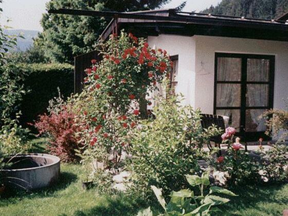 Bungalow mit Terrasse