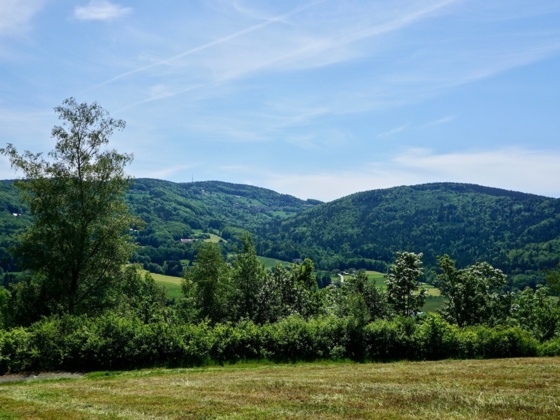 Blick vor der Abfahrt nach Sondorf nach Langfurth und Brotjaklriegel