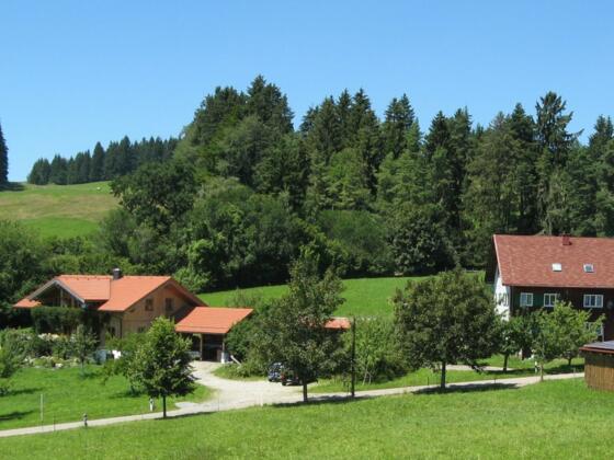 Bauernhof und Ferienhaus