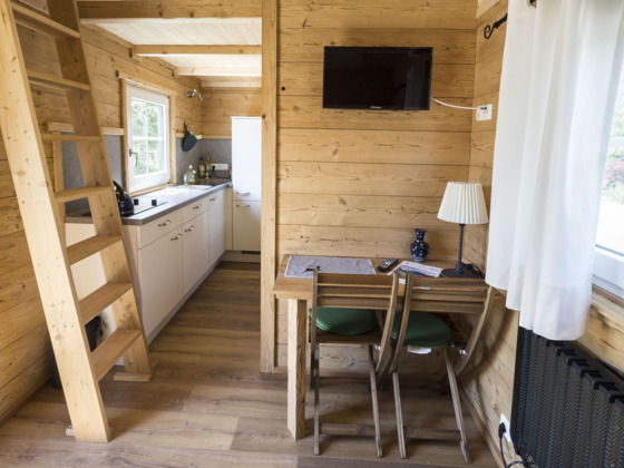 Küche mit Sitzgelegenheit