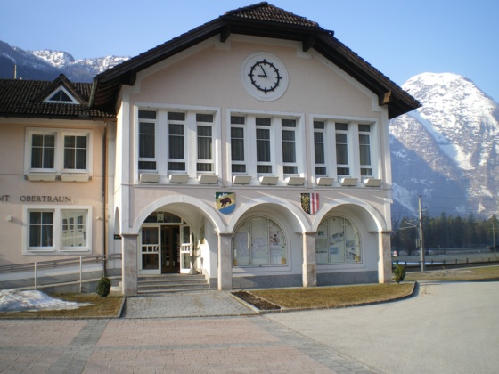 Eingang Tourismus Information Obertraun