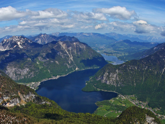 Hallstättersee im Inneren Salzkammergut