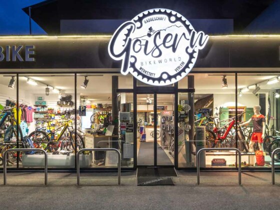 Panorama der Goisern Bikeworld Shop