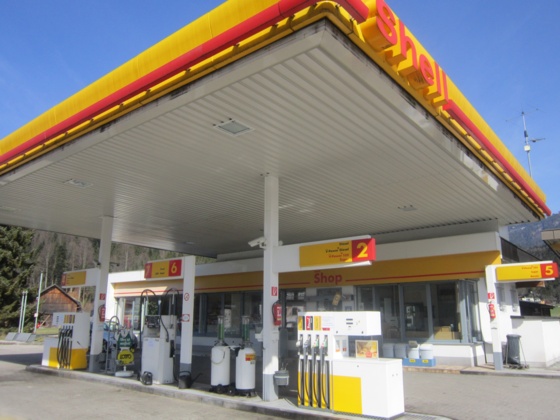 Shell Tankstelle in St. Agatha bei Bad Goisern am Hallstättersee