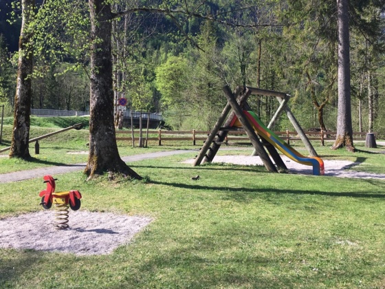 Kinderspielplatz Traunauen in Obertraun