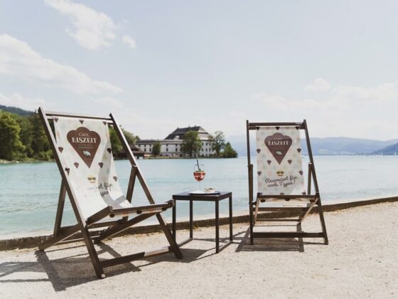 Liegen_am_See-EiszeitSeewalchen-CZ