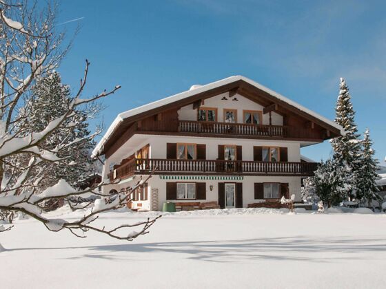 Gästehaus Höpfl - Wintermärchen in ruhiger und sonniger Lage am Fusse des Wallbergs