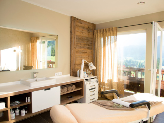 Behandlung Alpina-Spa