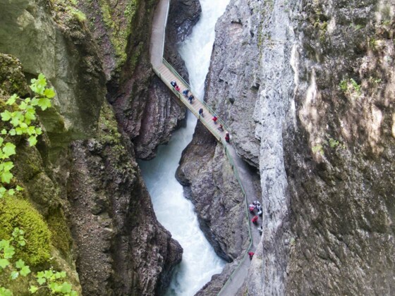 Tiefblick von der Zwingbrücke in die Breitachklamm