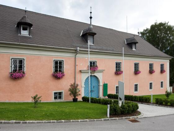 Schloss Neupernstein