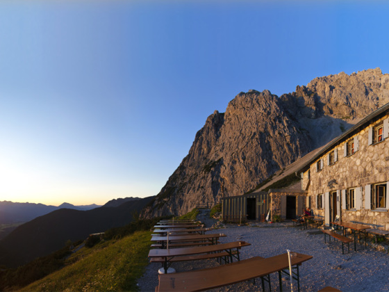 Dammkarhütte