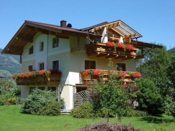 Außenansicht Sommer